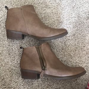 Alter’d state short wedge booties